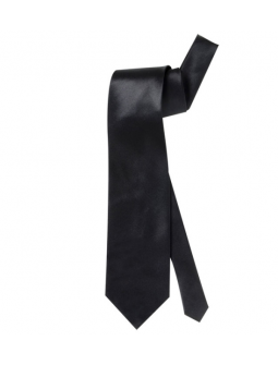 Corbata de raso negro