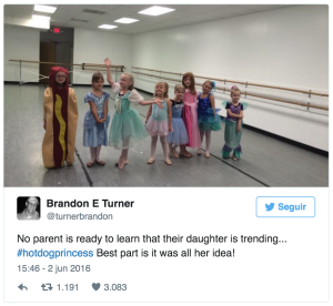 Su padre comenta en twitter la fiesta de disfraces de princesas a la que su hija fué vestida de hot dog