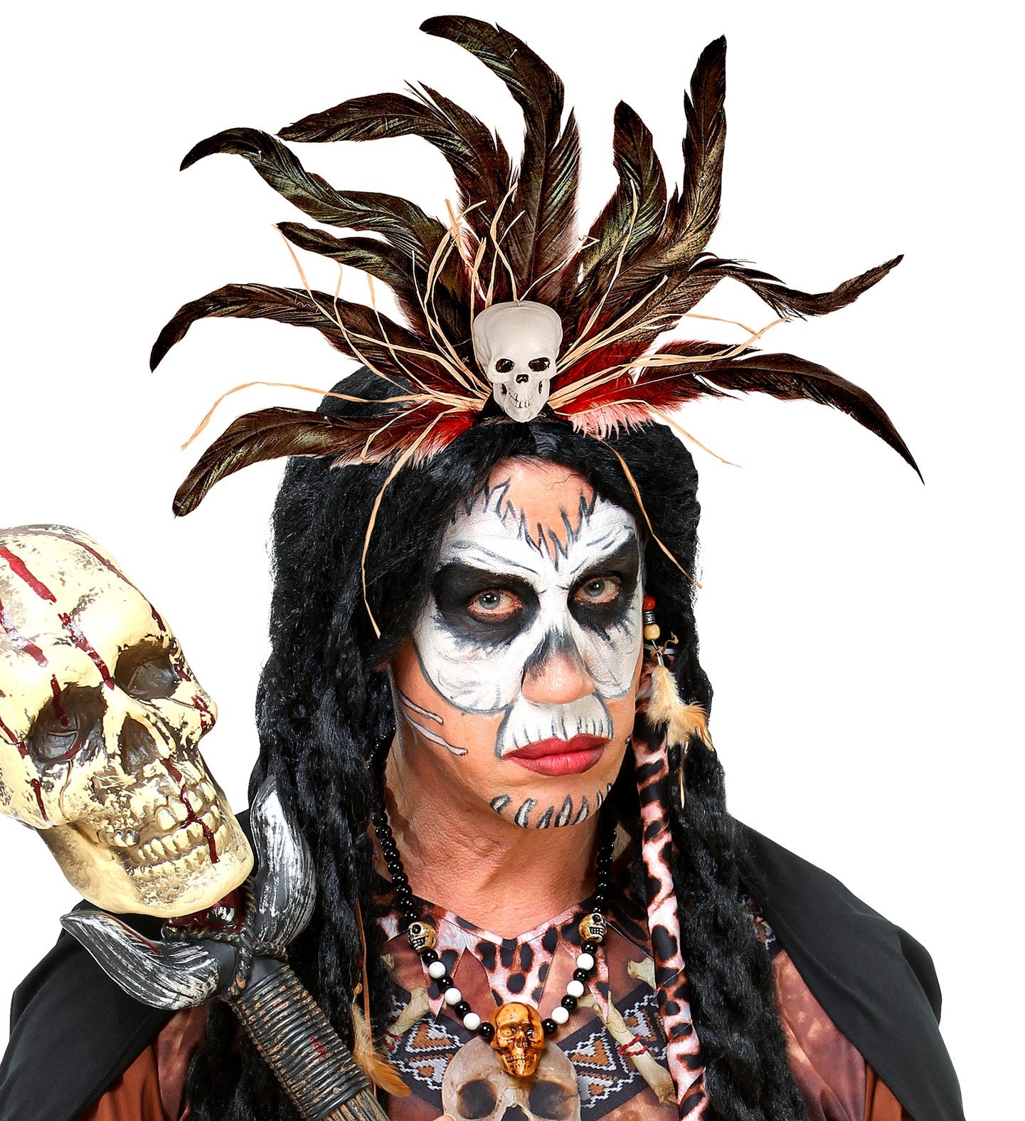 Tocado Vudú con Calavera y Plumas Rojas y Negras Hechiceros y Muñecas Vudú Widmann