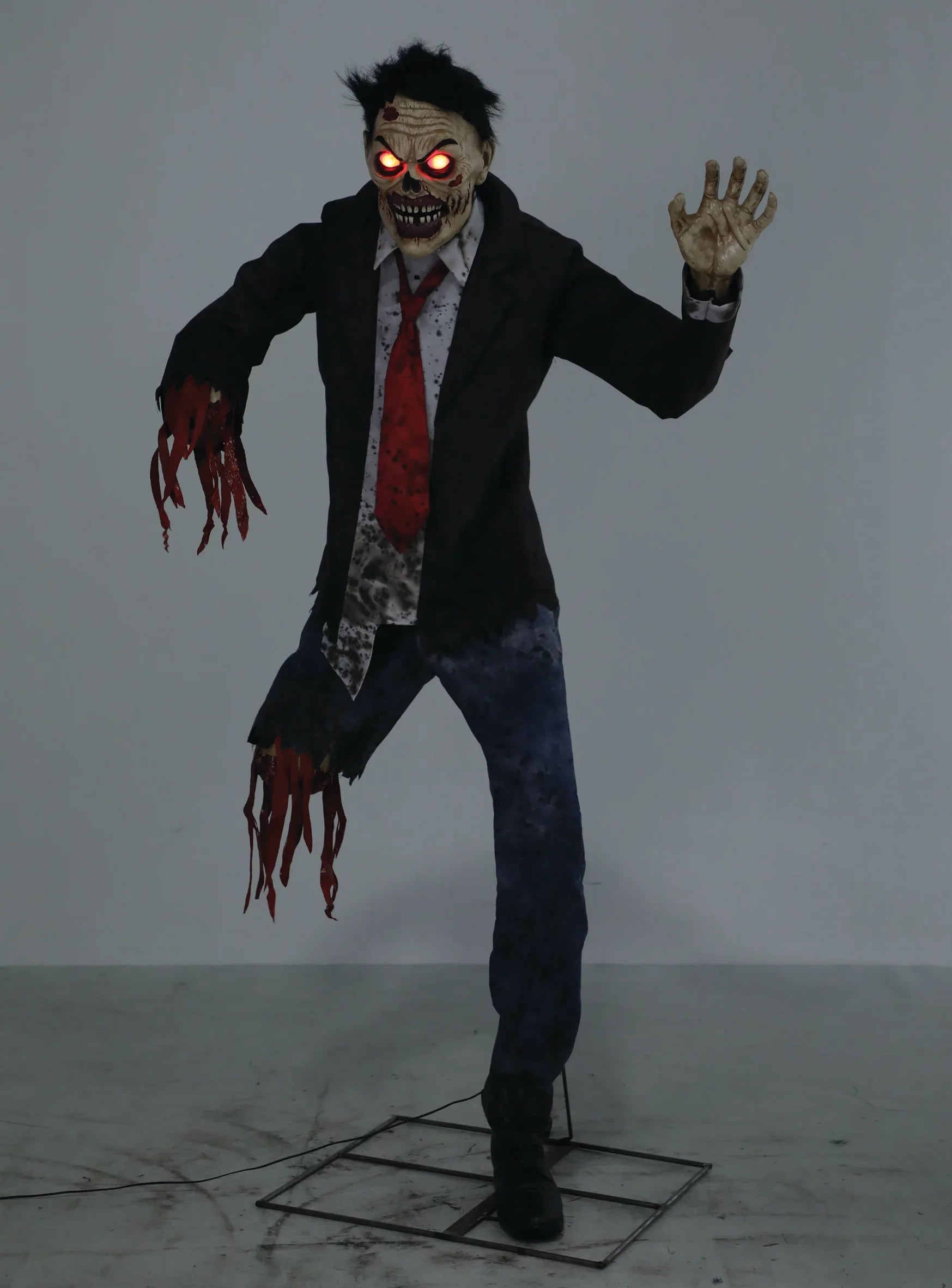 Zombie Sangriento con Movimiento, Luz y Sonido Decoración Halloween Palmer