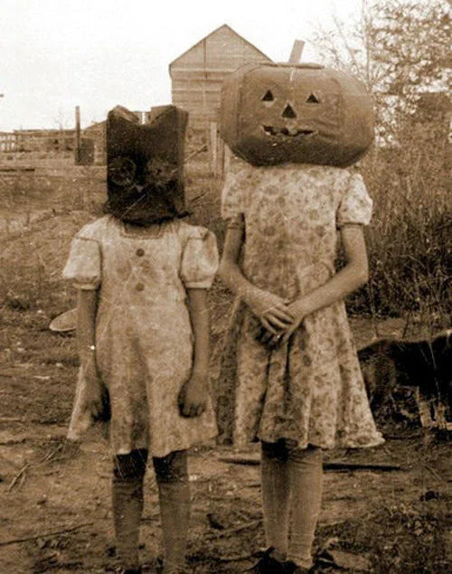 couple-halloween